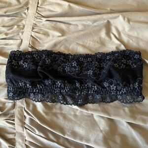 Gilly Hicks Navy Floral Lace Bandeau